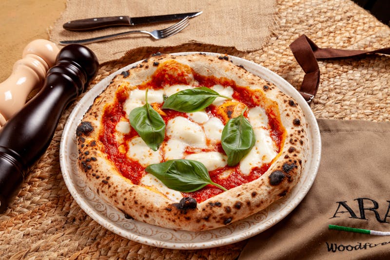 Pepperoni classic pizza with double cheese